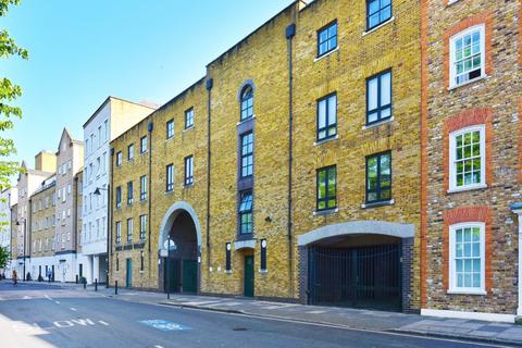1 bedroom apartment for sale, Duke Shore Wharf, London. E14, London, E14