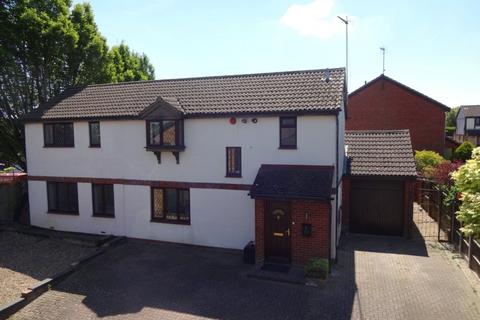 Bellerby Rise, Luton, Bedfordshire, LU4