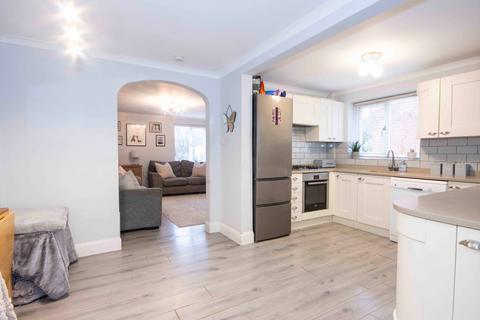 undefined, Lawrence Orchard, Chorleywood, WD3