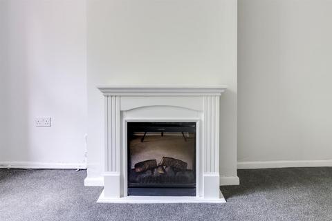 2 bedroom terraced house to rent, Station Road, Gloucester