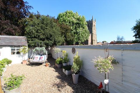3 bedroom detached house for sale, Station Road, Leicester LE8