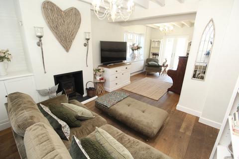 3 bedroom detached house for sale, Station Road, Leicester LE8