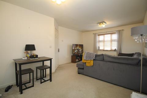 2 bedroom penthouse to rent, Darwin Crescent, Loughborough, LE11