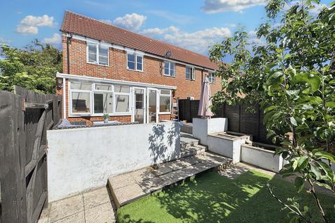 4 bedroom end of terrace house for sale, Cyprian Rust Way, Soham