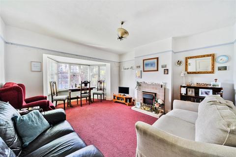 2 bedroom flat for sale, Lansdowne Road, Worthing, BN11 4NB