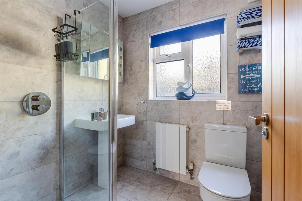 A17 - 2 Clarence House Clarence Street Dartmouth -