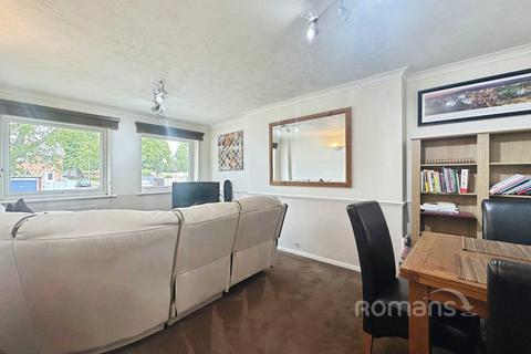 69 Borodin Close, Basingstoke, RG22 4EW