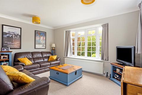2 bedroom maisonette for sale, Village Court, Sunninghill