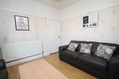 undefined, Kings Road, Old Trafford, M16