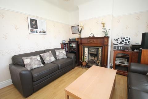 undefined, Kings Road, Old Trafford, M16