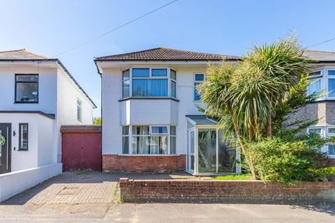 4 bedroom detached house for sale, Ashton Road, Moordown, Bournemouth, BH9 2TN