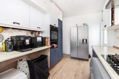 10 Ashton Road, Bournemouth, BH9 2TN