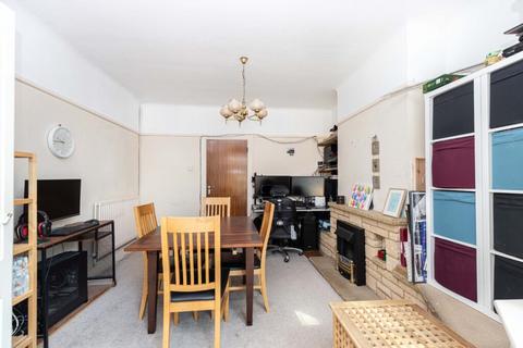 10 Ashton Road, Bournemouth, BH9 2TN