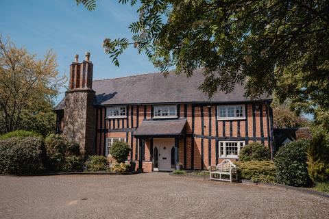 4 bedroom farm house for sale, Shell Droitwich, Worcestershire, WR9 7LA