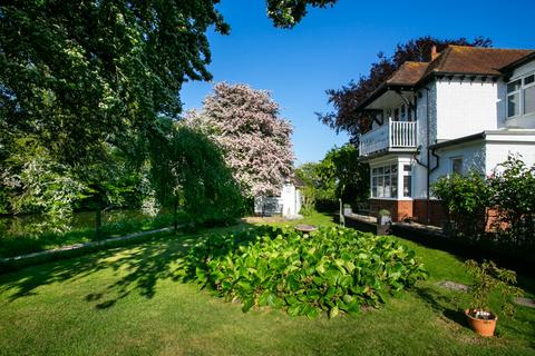 4 bedroom detached house for sale, Burmarsh Road, Hythe, CT21