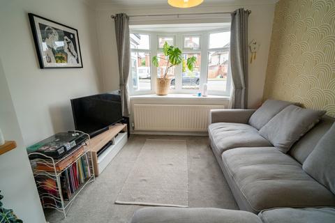 27 Colesbourne Road, Solihull, B92 8LE