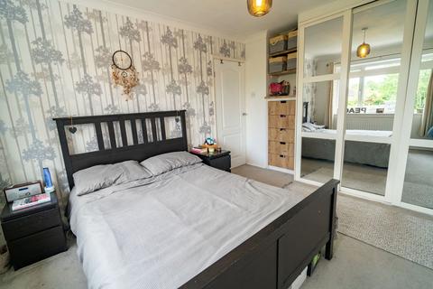 27 Colesbourne Road, Solihull, B92 8LE