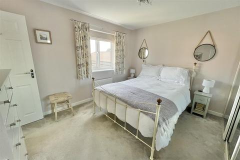 11 Abbotts Drive, Evesham, WR11 2RY