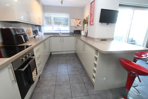 3 bedroom detached house for sale, Stockwell Avenue, Brierley Hill DY5