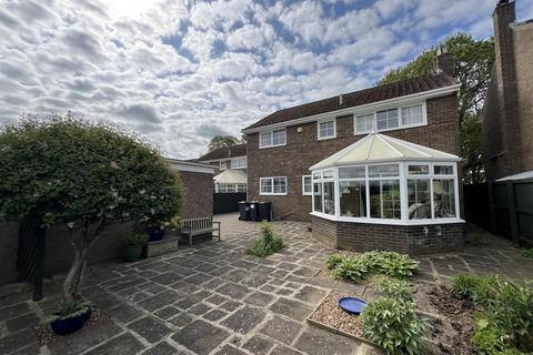 4 bedroom detached house for sale, Sycamore Close, Hurworth, Darlington