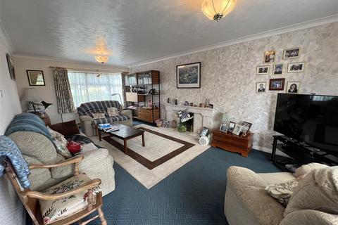 4 bedroom detached house for sale, Sycamore Close, Hurworth, Darlington