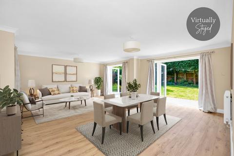 undefined, Wagtail Close, Horsham