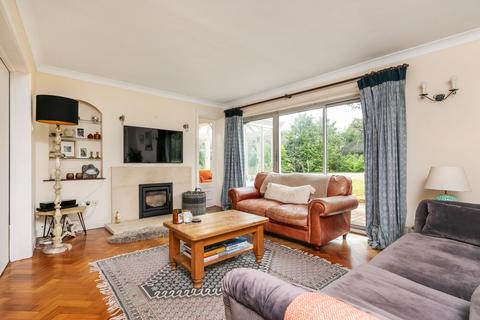 Highland Lanham Lane, Winchester, SO22 5JS