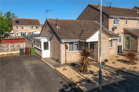 2 bedroom bungalow for sale, Montaigne Close, Lincoln, Lincolnshire, LN2
