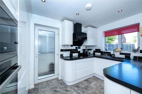 2 bedroom bungalow for sale, Montaigne Close, Lincoln, Lincolnshire, LN2