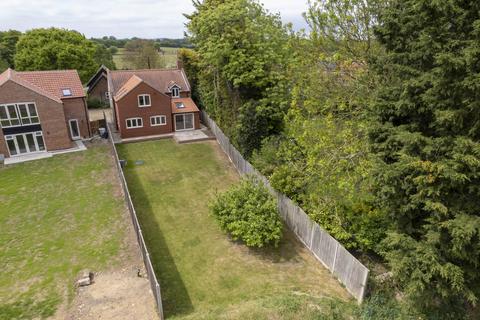 undefined, Norwich NR11