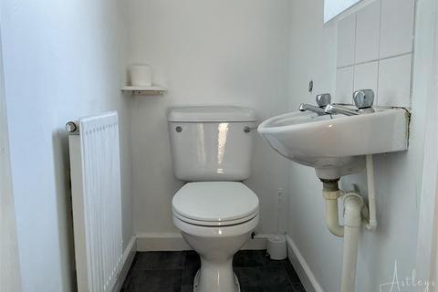 3 bedroom detached house for sale, Clos Ysbyty Cimla, Neath