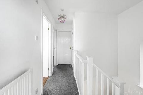 40 Clos Ysbyty, Cimla, Neath, SA11 3PL