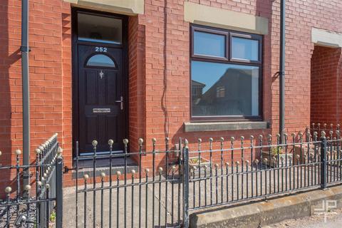 3 bedroom terraced house to rent, Firs Lane, Leigh WN7