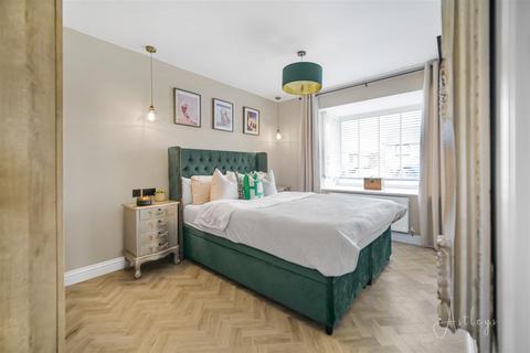 14 Willow Walk, Cimla, Neath, SA11 3XB
