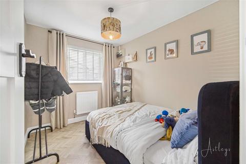 14 Willow Walk, Cimla, Neath, SA11 3XB