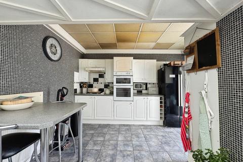 66 Bolgoed Road, Pontarddulais, Swansea, SA4 8JF