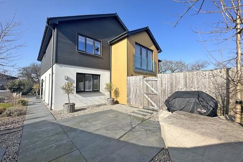 5 bedroom detached house for sale, Goonhavern, Cornwall