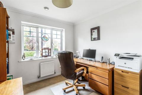 2 bedroom retirement property for sale, HARROWAY MANOR, FETCHAM, KT22