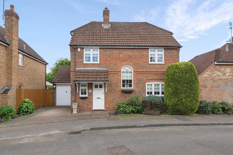 Ridgefield, Nascot Wood, Watford WD17 4TZ