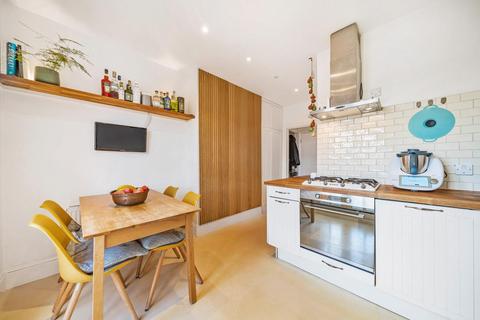 2 bedroom flat for sale, Fawnbrake Avenue, Herne Hill, London, SE24