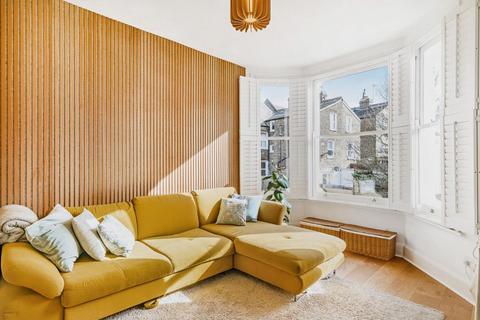 2 bedroom flat for sale, Fawnbrake Avenue, Herne Hill, London, SE24