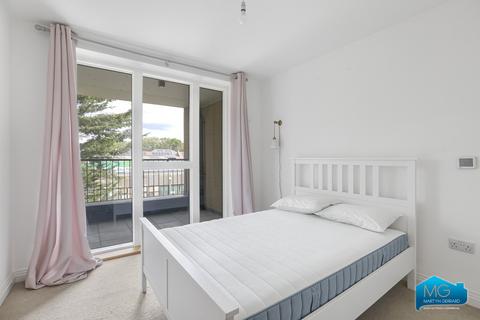 undefined, Quayle Crescent, Whetstone, London, N20