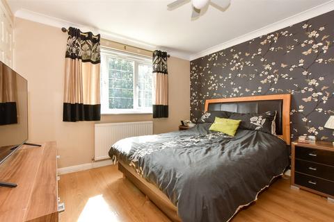 4 bedroom detached house for sale, Fleet Way, Shalfleet, Newport, Isle of Wight