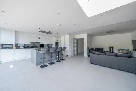 4 bedroom semi-detached house for sale, Woodcock Hill, Kenton, HA3 0PG