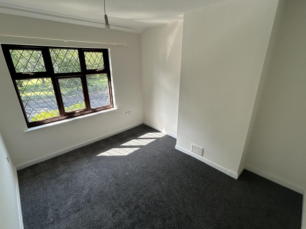 LL Bedroom 1