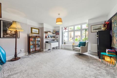 3 bedroom flat for sale, Lowther Hill, London SE23