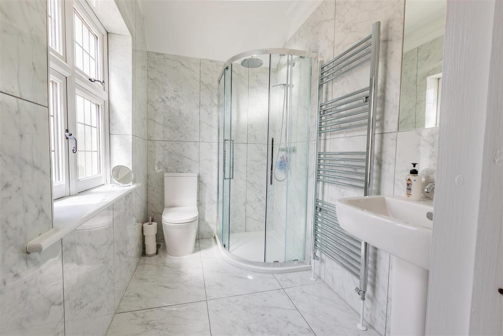 En suite shower room