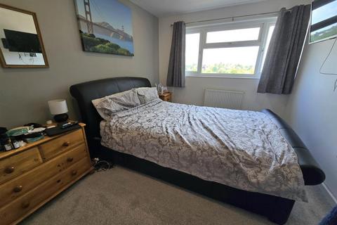 43 Derick Road, Tiverton, EX16 5AB