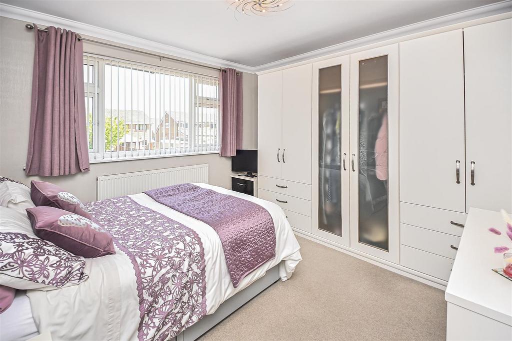 42 Green Lane Bedroom 2 (1).jpg