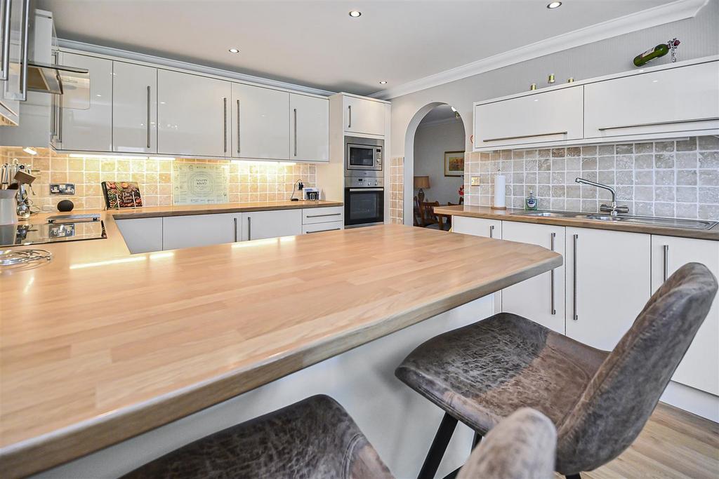 42 Green Lane Kitchen (4).jpg